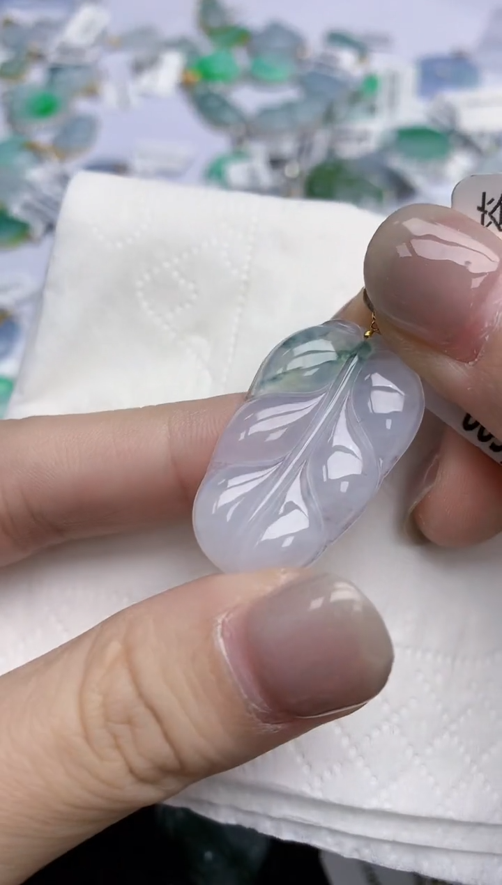 【闪购商品】翡翠颈饰18K金镶嵌天然翡翠A货