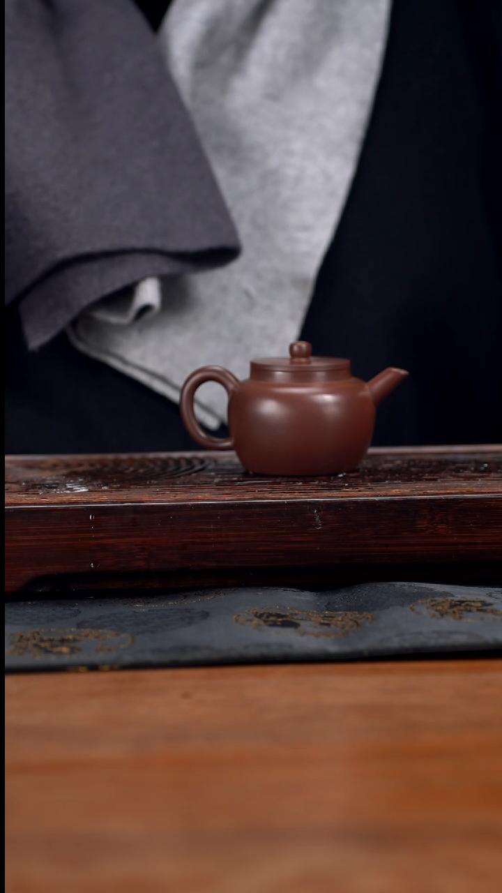 【闪购商品】紫砂茶壶130cc黄龙山原矿底槽清明式24