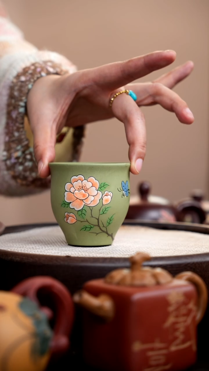 茶壶紫砂豆青砂铃铛杯蝴蝶蓝