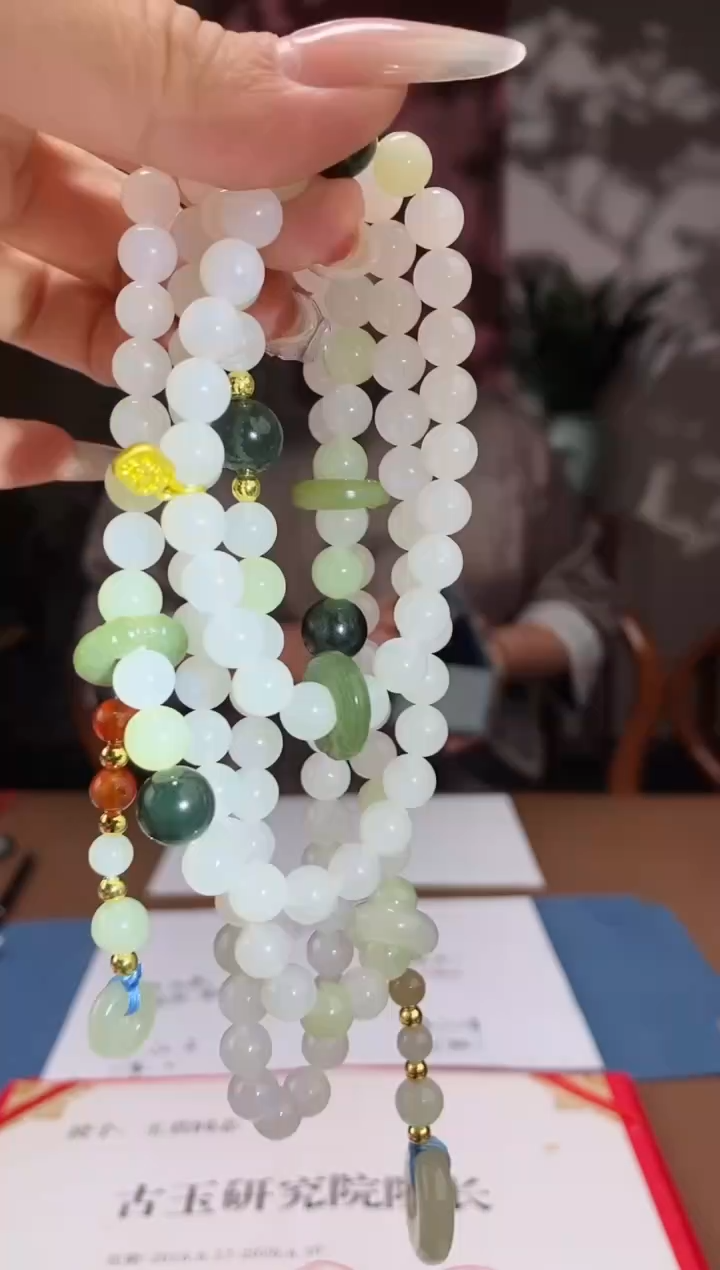 和田玉未镶嵌颈饰A695