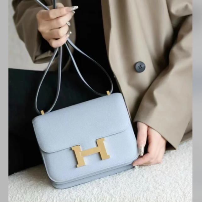 95新 Hermes/爱马仕 小花JerryP243129912 康康 19 雾霾藍 Y刻 