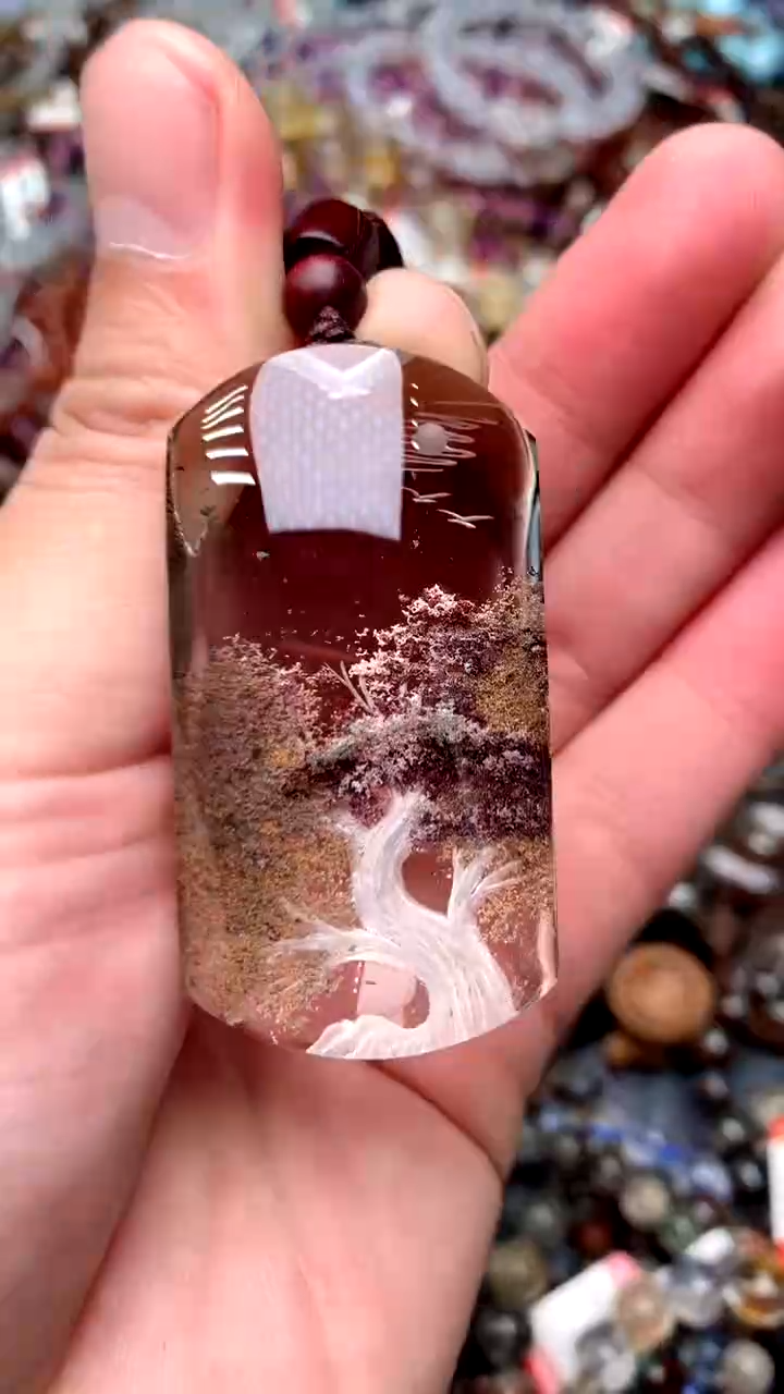 【闪购商品】水晶吊坠(赠链)未镶嵌250