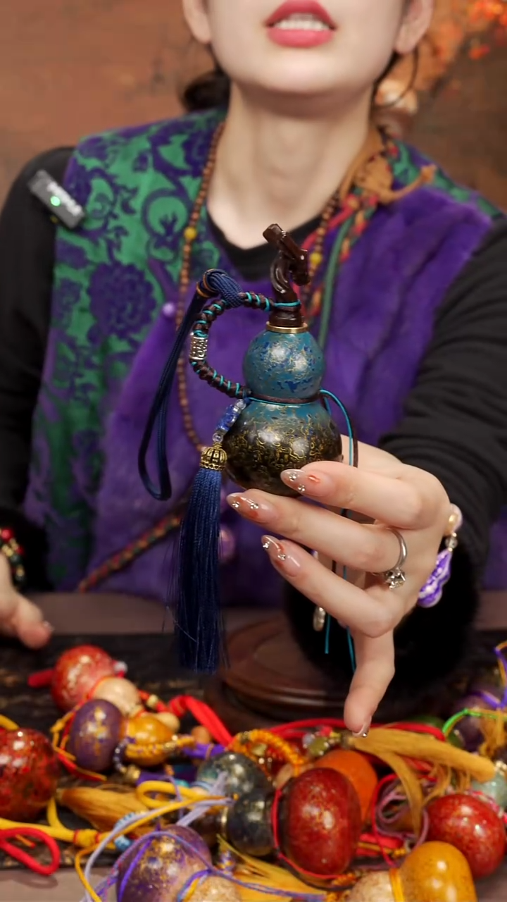 660 --大漆开口小葫芦----178