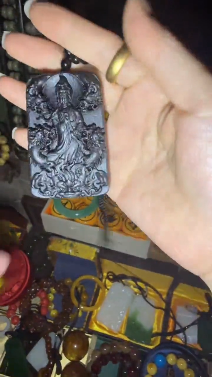 未镶嵌颈饰植物珀闪购高端商品链接