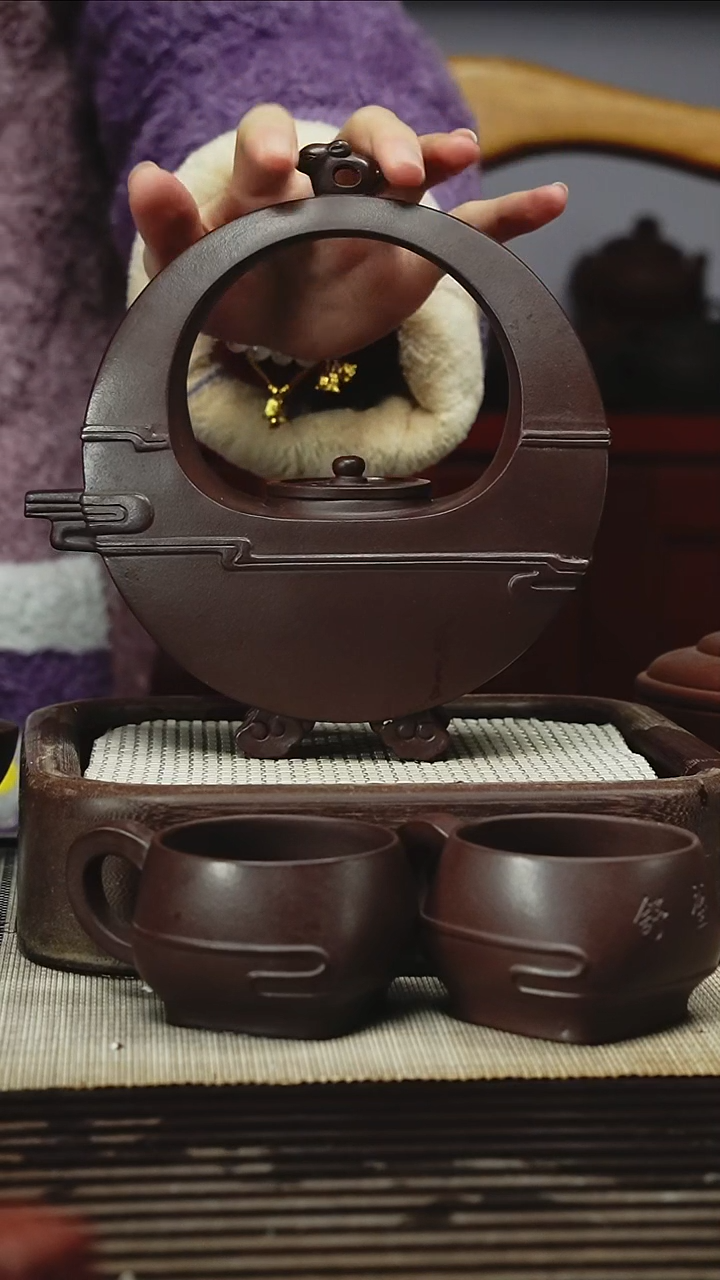 茶壶紫砂斌*330CC     