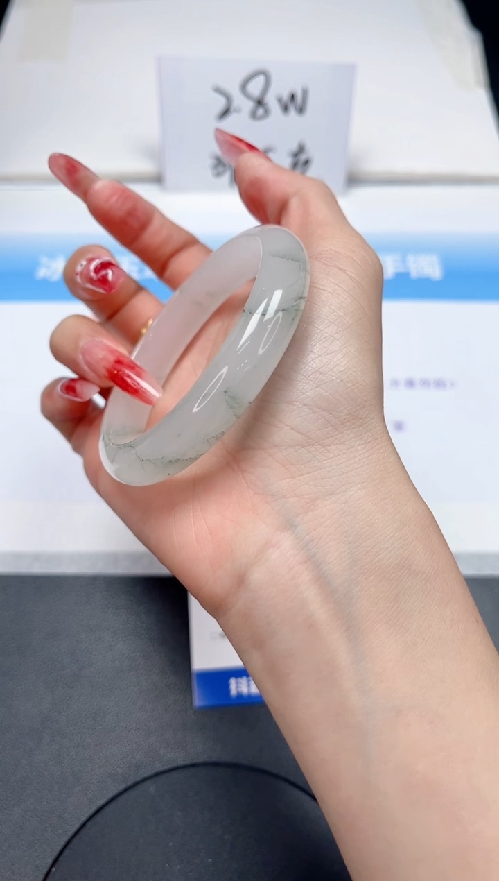 【闪购商品】石英质玉手镯未镶嵌123-55