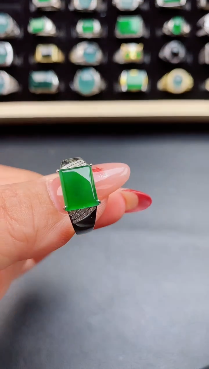 【闪购商品】翡翠戒指银S925镶嵌5080505