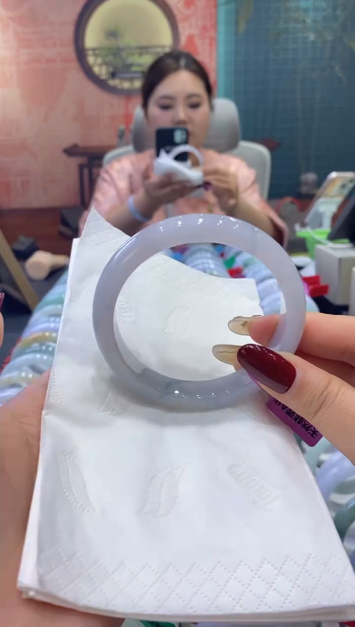 【闪购商品】翡翠手镯未镶嵌多人0018497