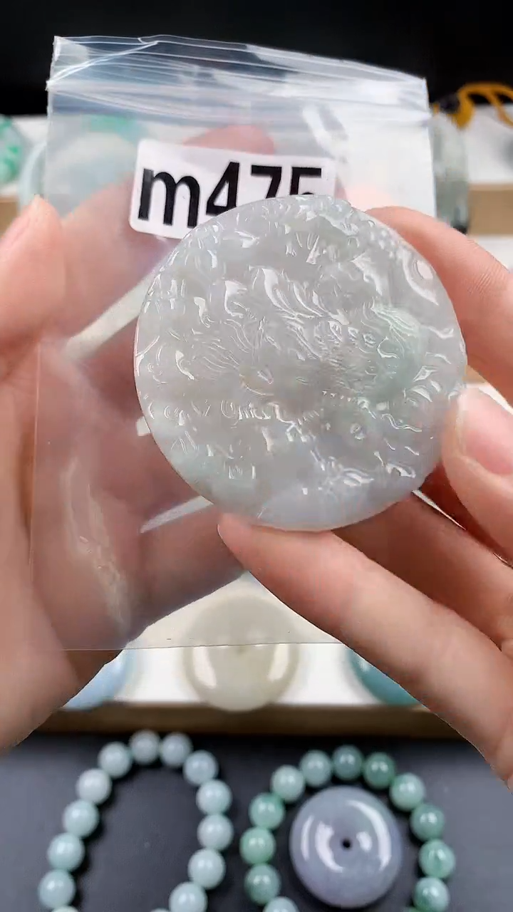 颈饰未镶嵌翡翠颈饰未镶嵌缅甸天然翡翠吊坠