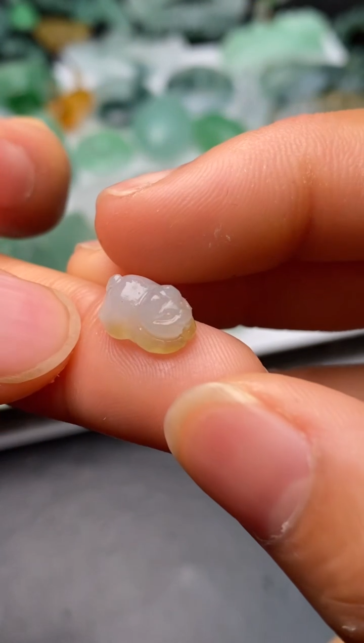 【闪购商品】定制翡翠未镶嵌翡翠毛货~