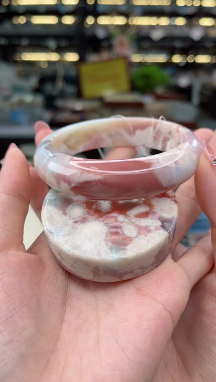 【闪购商品】石英质玉手镯未镶嵌59圈口（赠品镯心）2S938