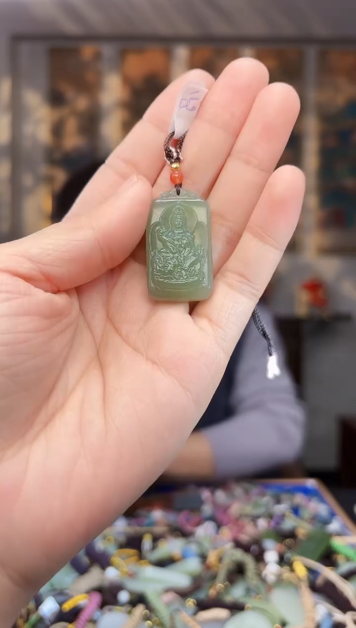 【闪购商品】和田玉挂件未镶嵌拍一发一