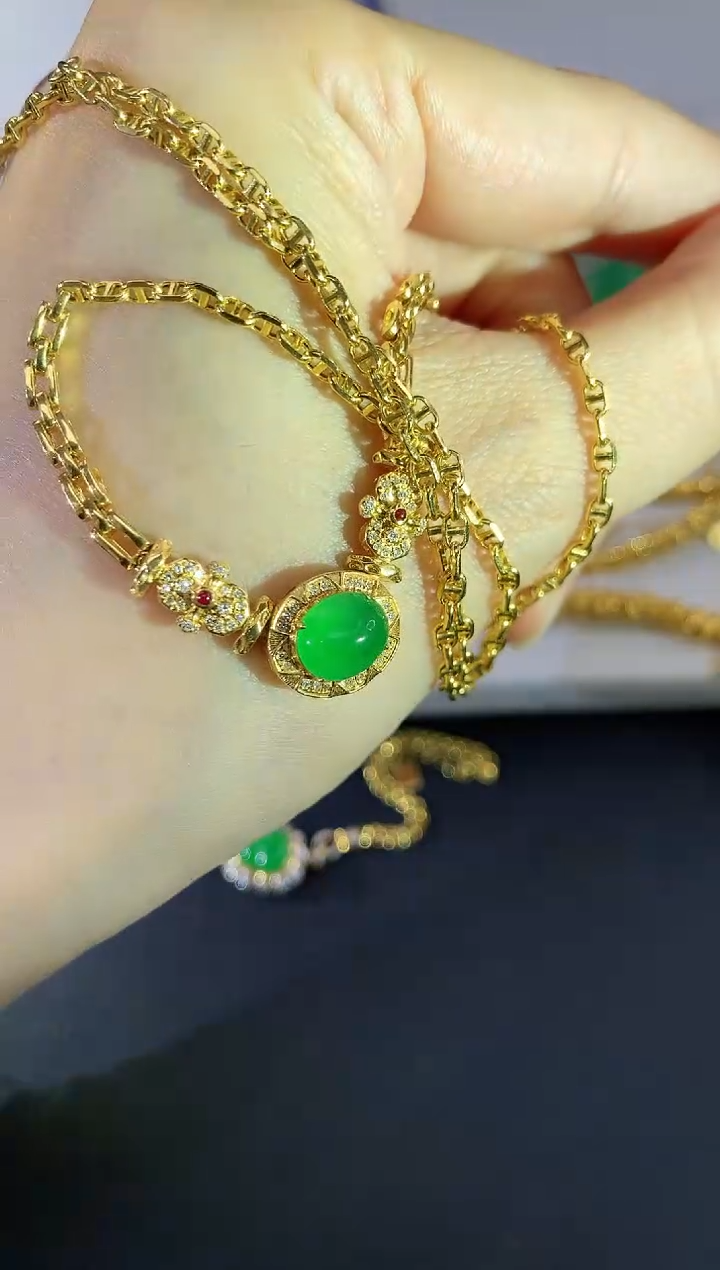 套链18K金镶嵌翡翠61|15800