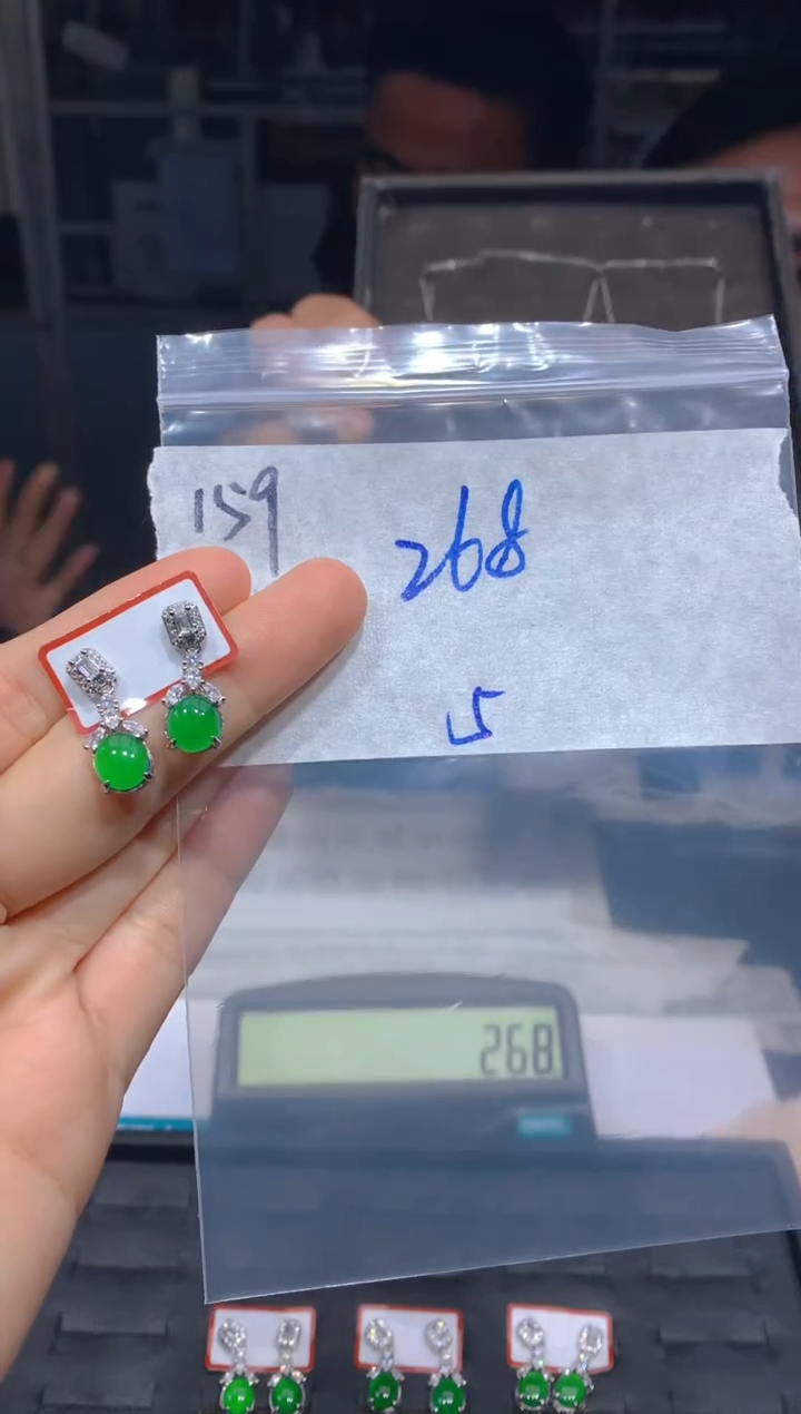 【闪购商品】定制翡翠未镶嵌159耳钉多样性拍一发一毛货定制抛光