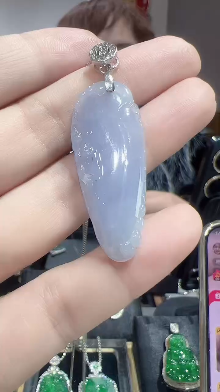 颈饰未镶嵌翡翠2025121345