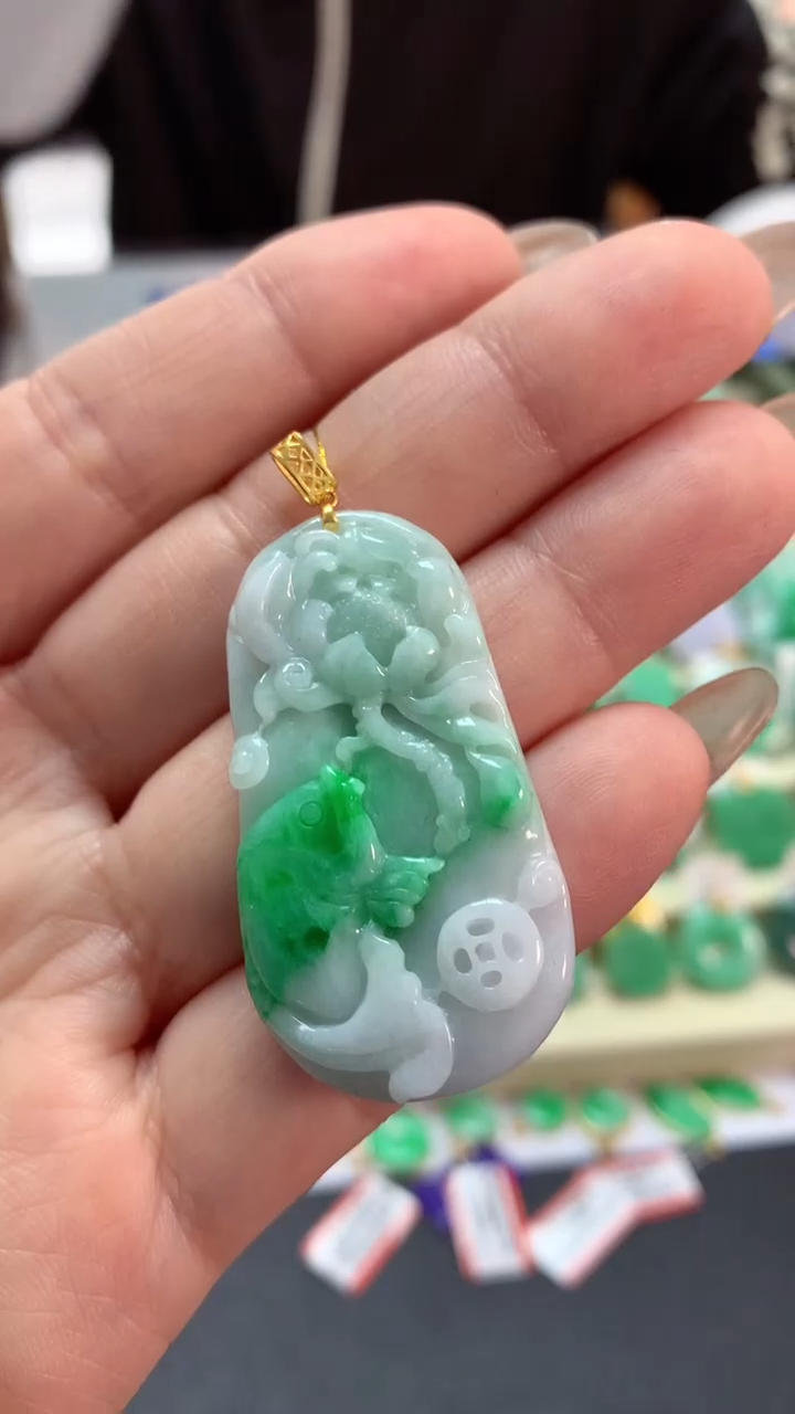 【闪购商品】翡翠吊坠(不含链)18K金镶嵌挂件