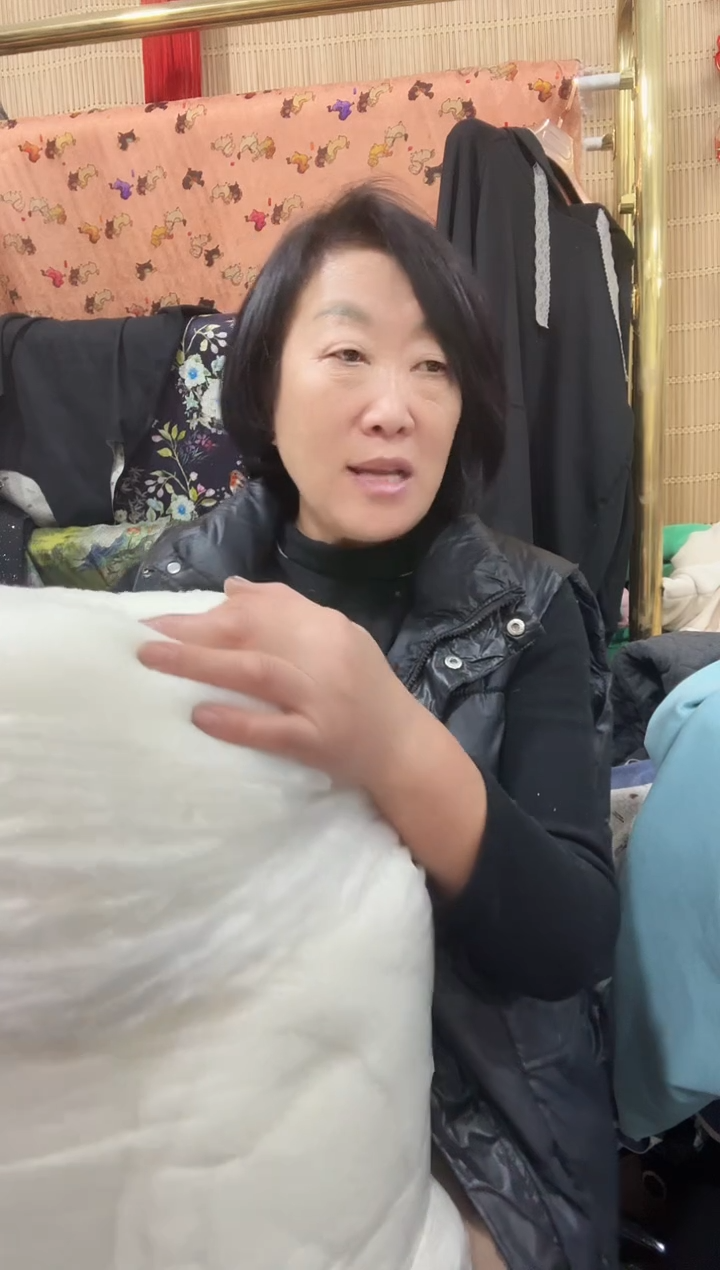  羊毛羊绒3斤单人被套一个（含无纺布）  