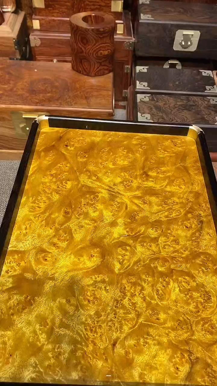 【闪购商品】香樟木木艺茶盘一个