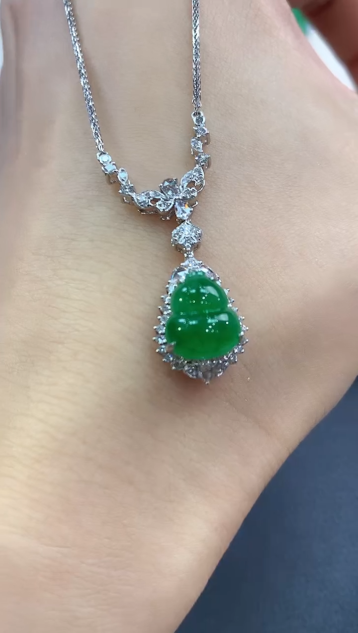 【闪购商品】翡翠吊坠(赠链)18K金镶嵌D98       