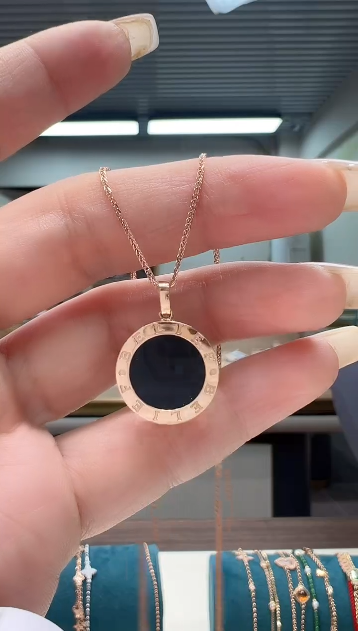 【闪购商品】玛瑙/玉髓吊坠(不含链)18K金镶嵌双面黑红圆饼吊坠