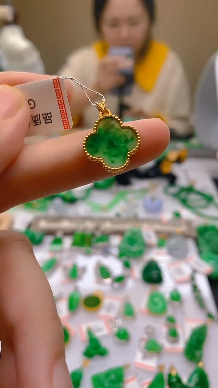 【闪购商品】翡翠颈饰18K金镶嵌新号开播，全场乱卖