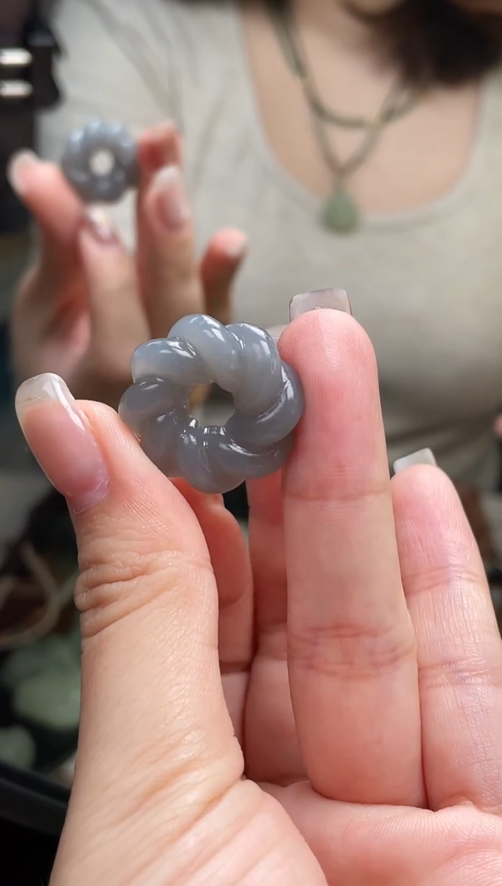 颈饰未镶嵌和田玉麻花扣