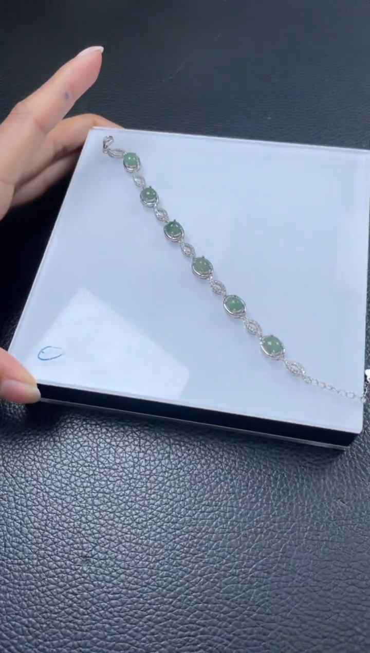 【闪购商品】翡翠吊坠(不含链)银S925镶嵌QJSY0022多样性发一