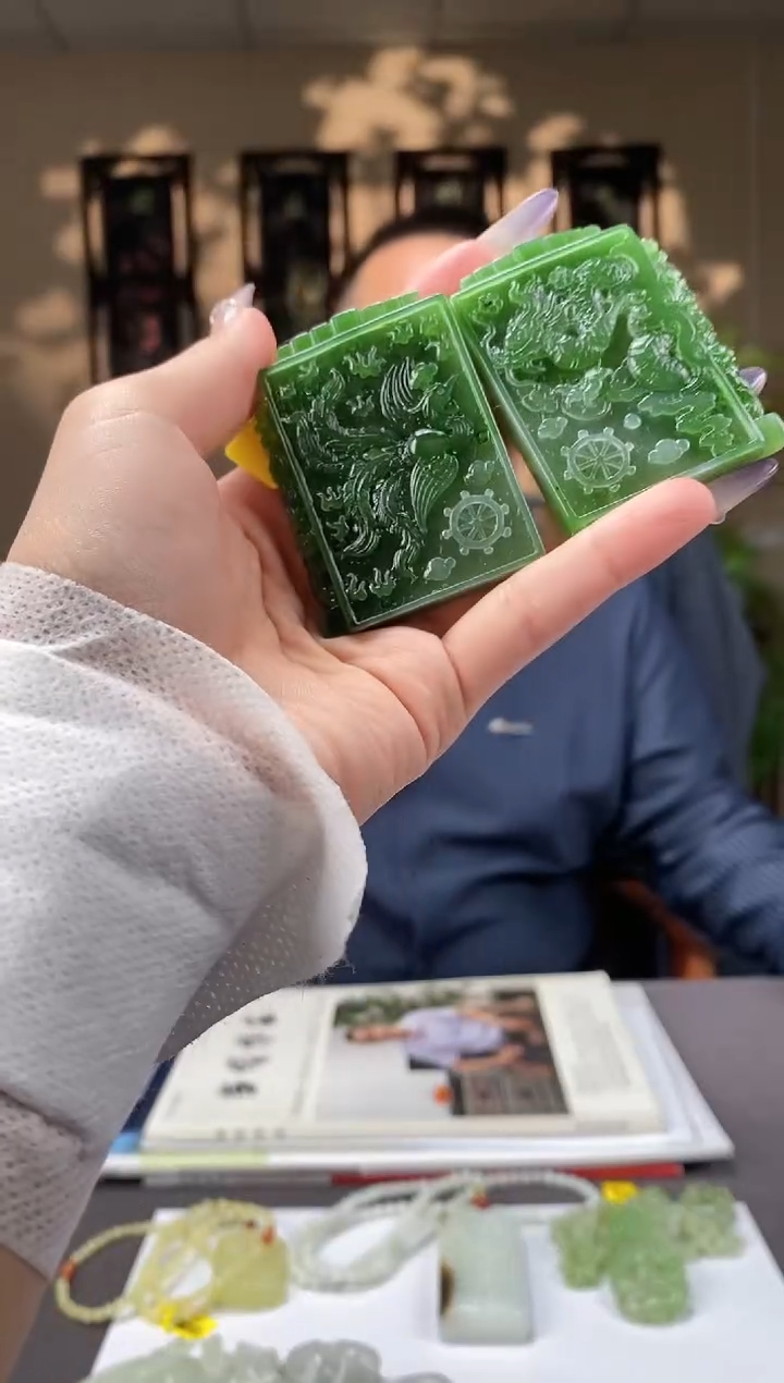 和田玉未镶嵌颈饰C569