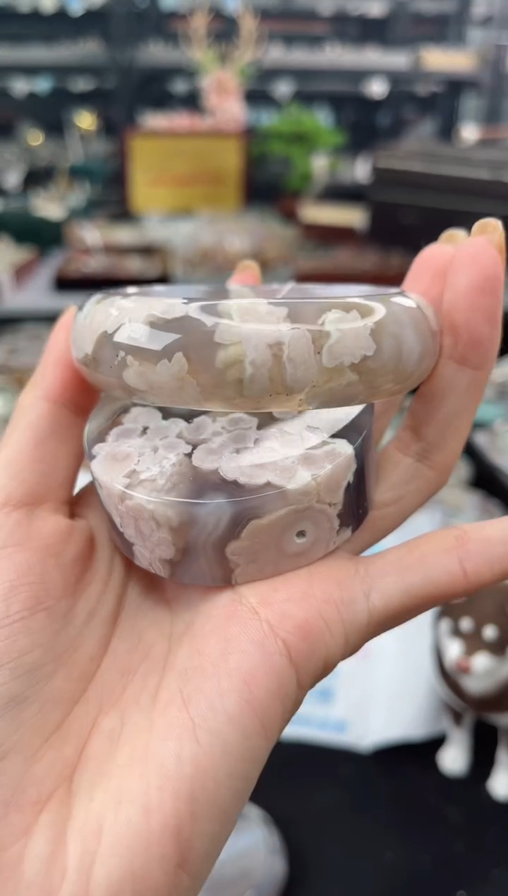 【闪购商品】石英质玉手镯未镶嵌58圈口（赠品镯心）6505073