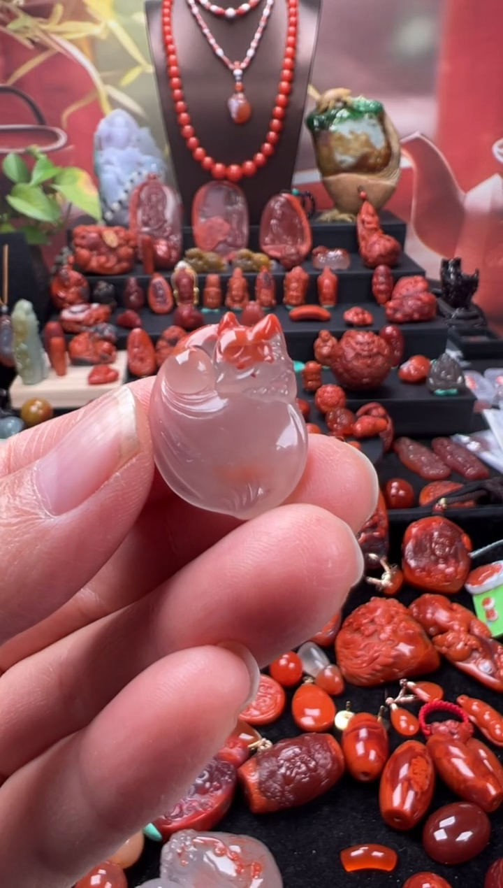 未镶嵌九尾狐南红玛瑙九尾狐