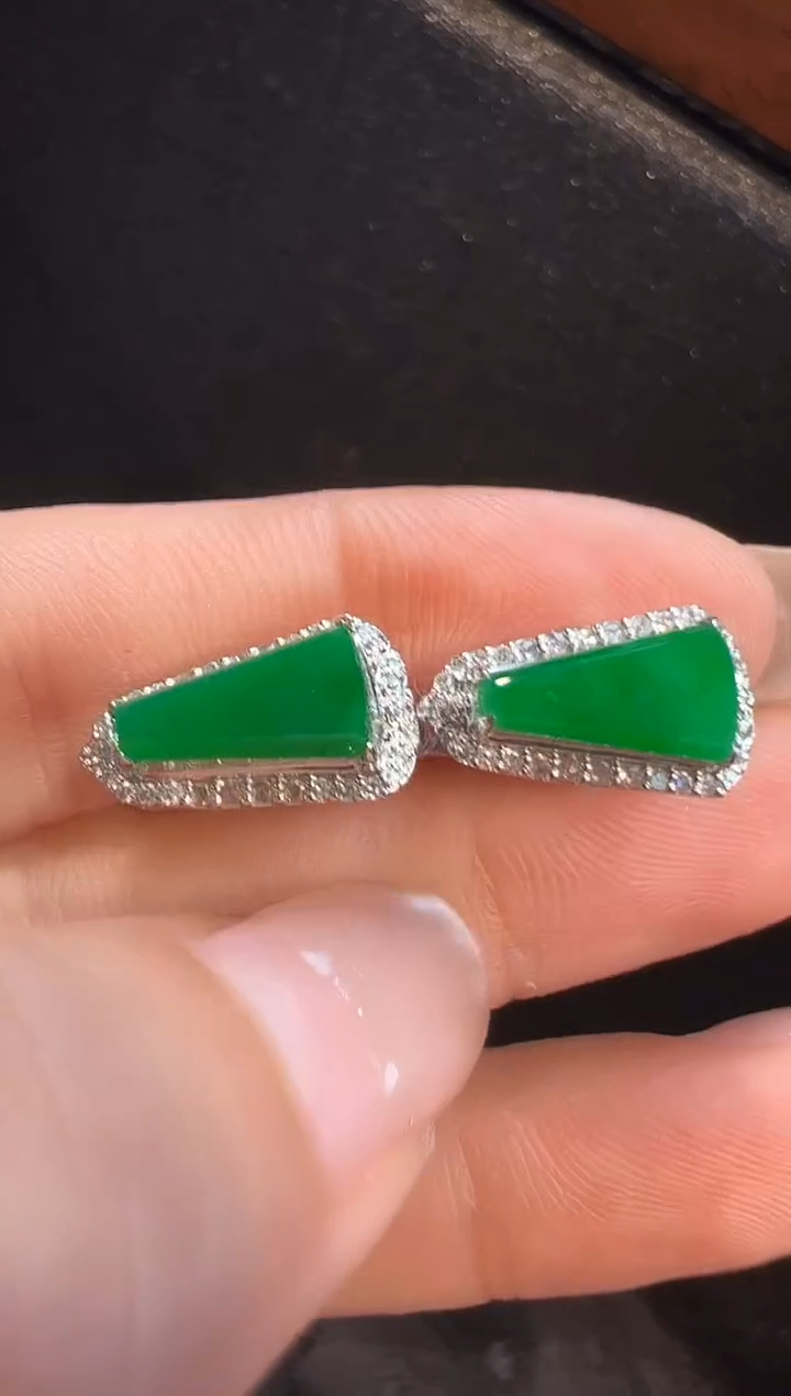 18K金镶嵌翡翠耳饰AL1耳饰