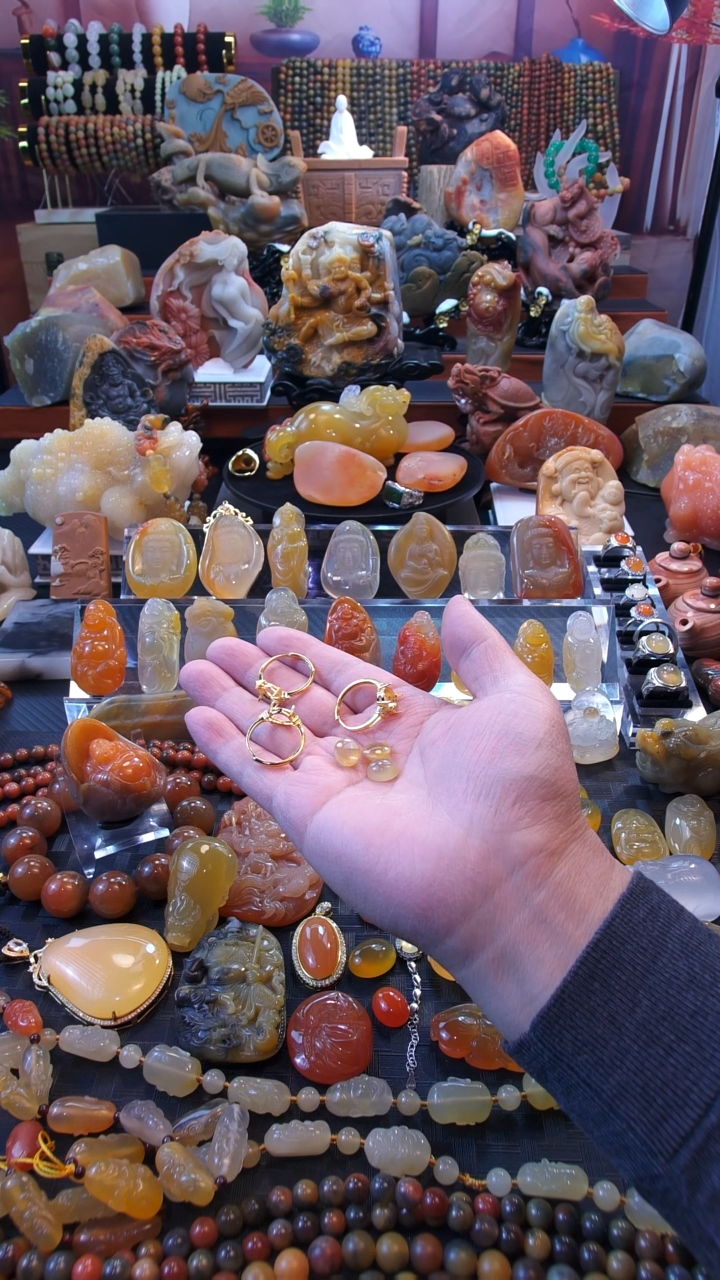 未镶嵌石英岩玉吊坠严*戒指