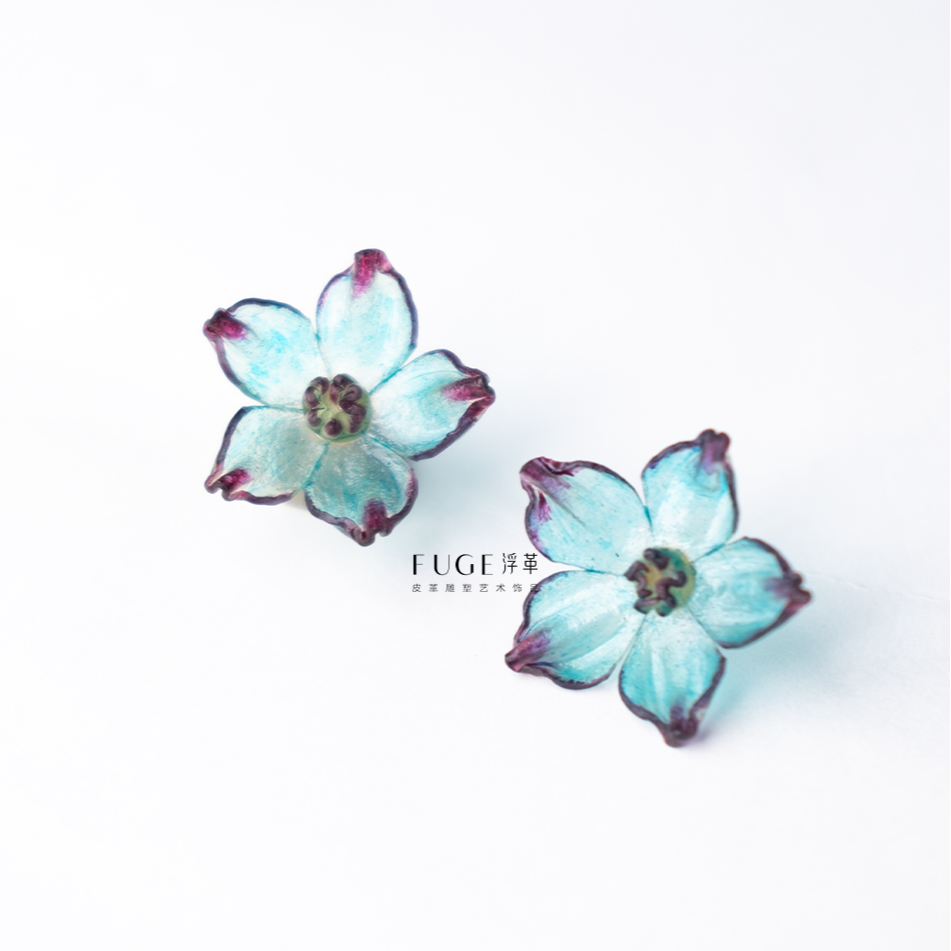 浮革 非金属皮质耳饰 手作紫荆花小耳钉手工皮雕塑蓝紫色
