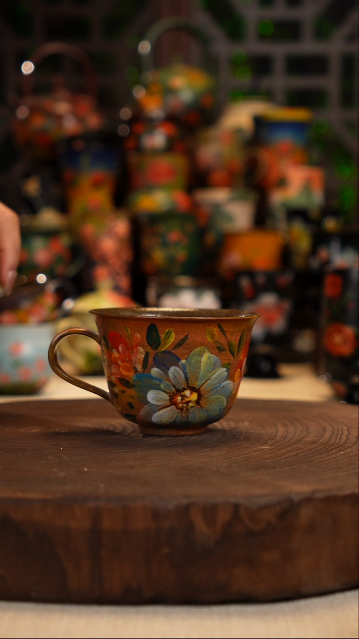 油画    釉下彩   杯子