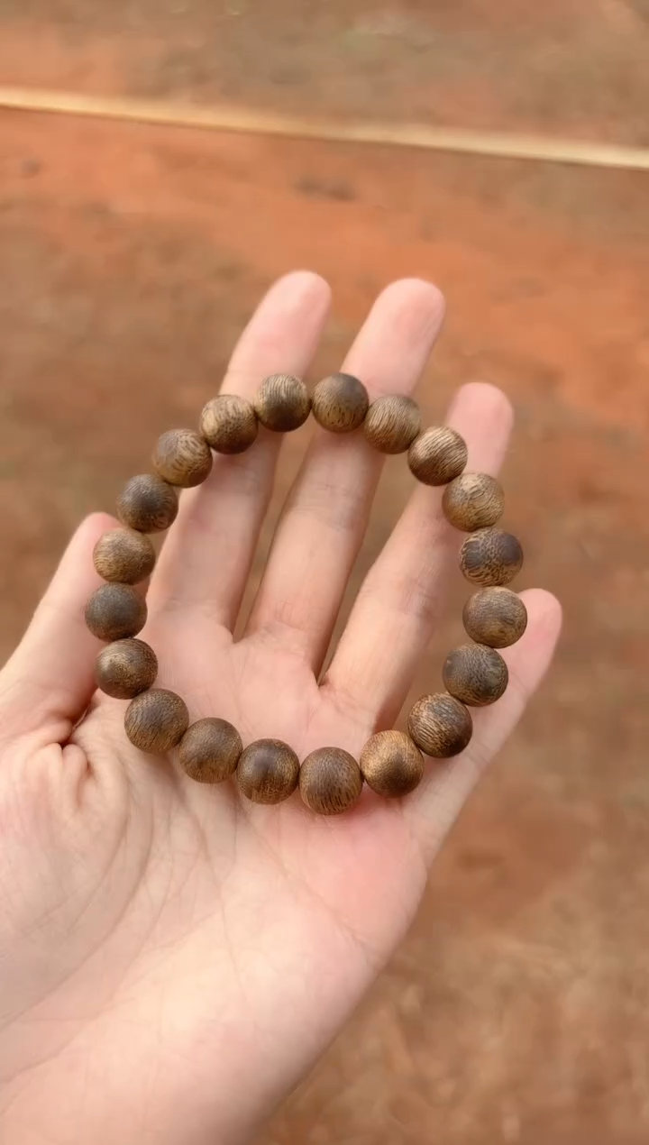 【闪购商品】手串沉香海南绿棋乌身10mm8g高货多样性发货