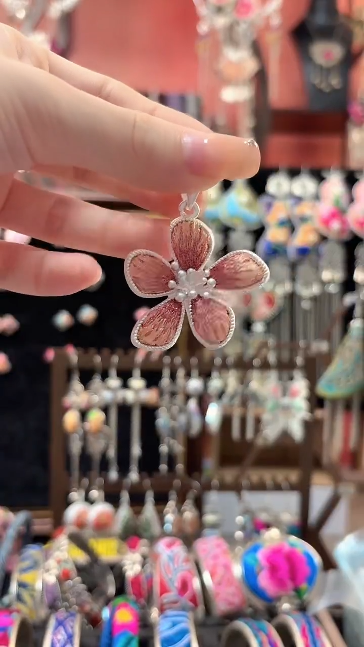 织绣 云织谣民族风精美饰品   114