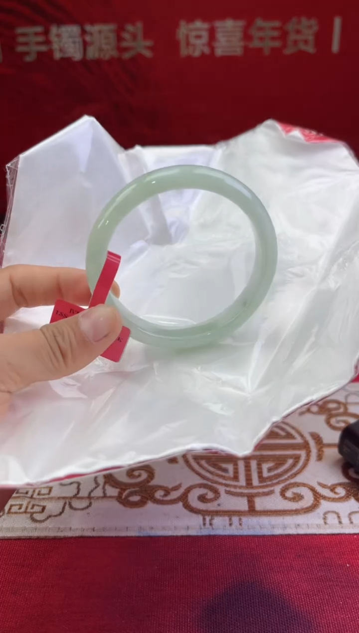 【闪购商品】翡翠手镯未镶嵌2翡翠手镯