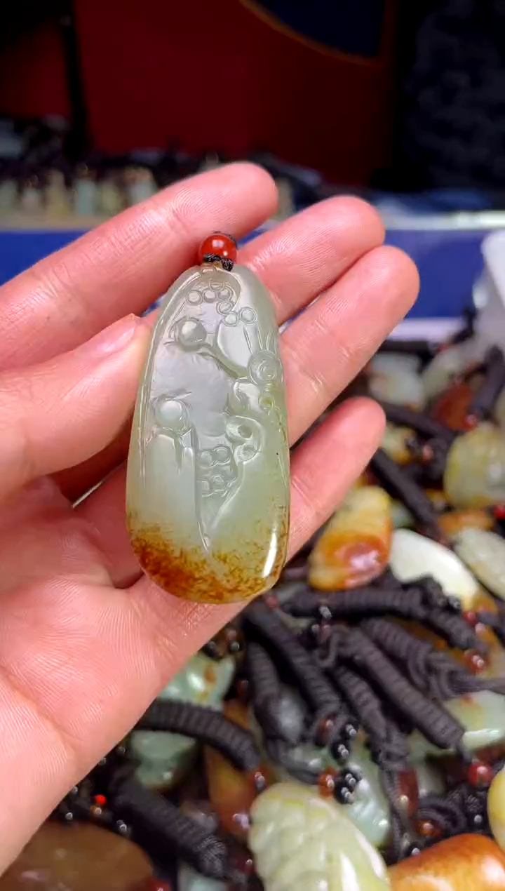 【闪购商品】和田玉颈饰未镶嵌1