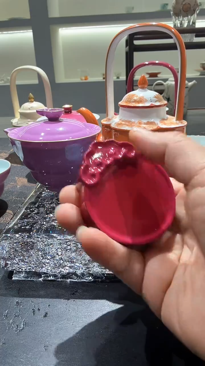 【闪购商品】合吾胭脂红陶瓷盖置