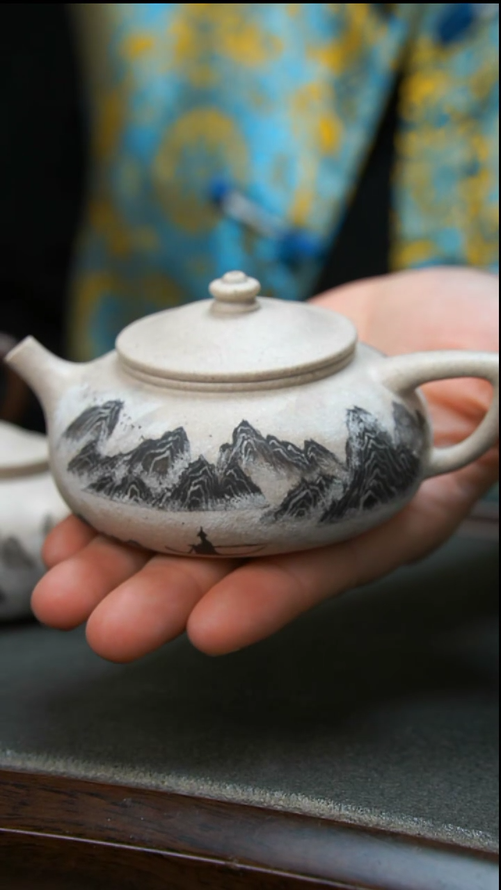 【闪购商品】紫砂茶壶国风山水小壶