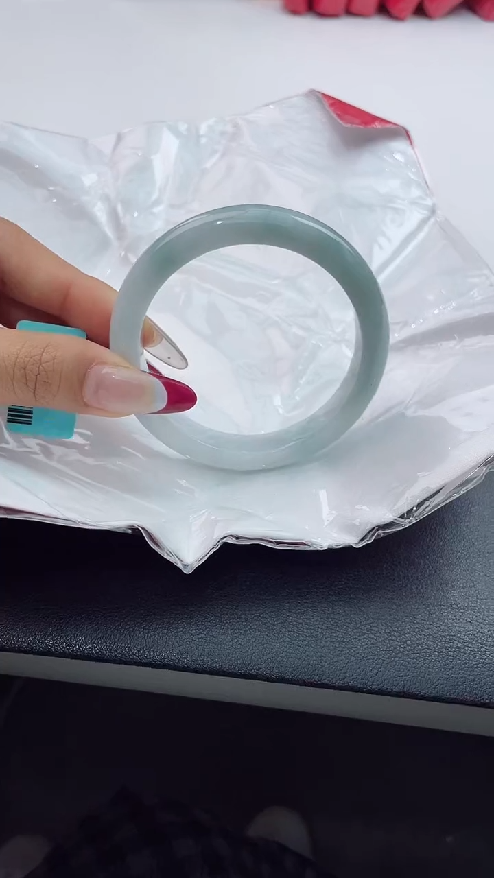 【闪购商品】翡翠手镯未镶嵌13翡翠手镯