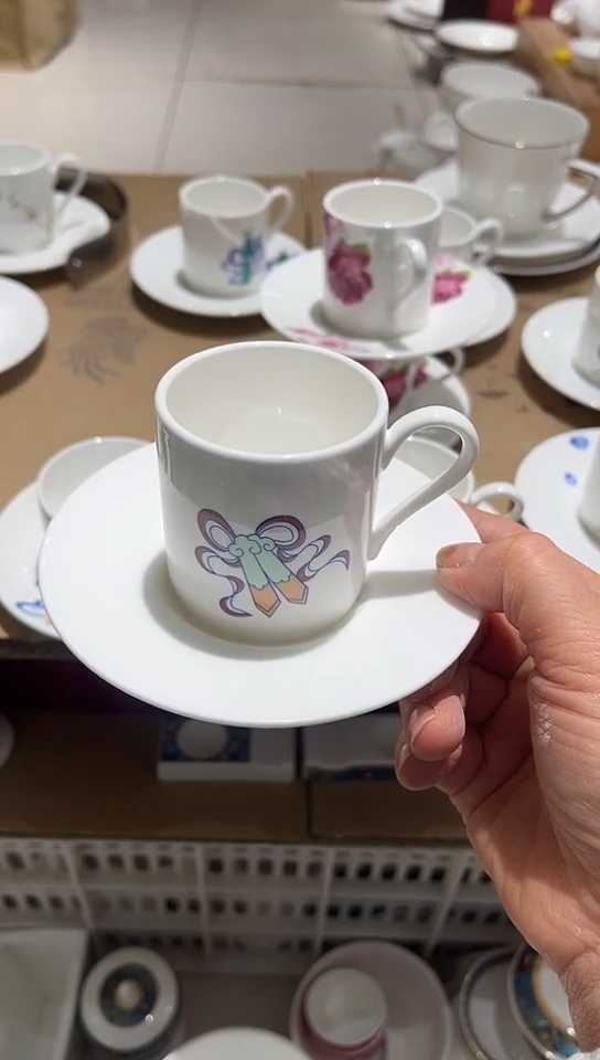 瓷小咖啡杯碟1套