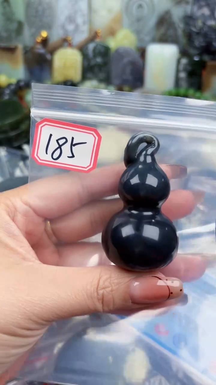 颈饰未镶嵌和田玉和田玉