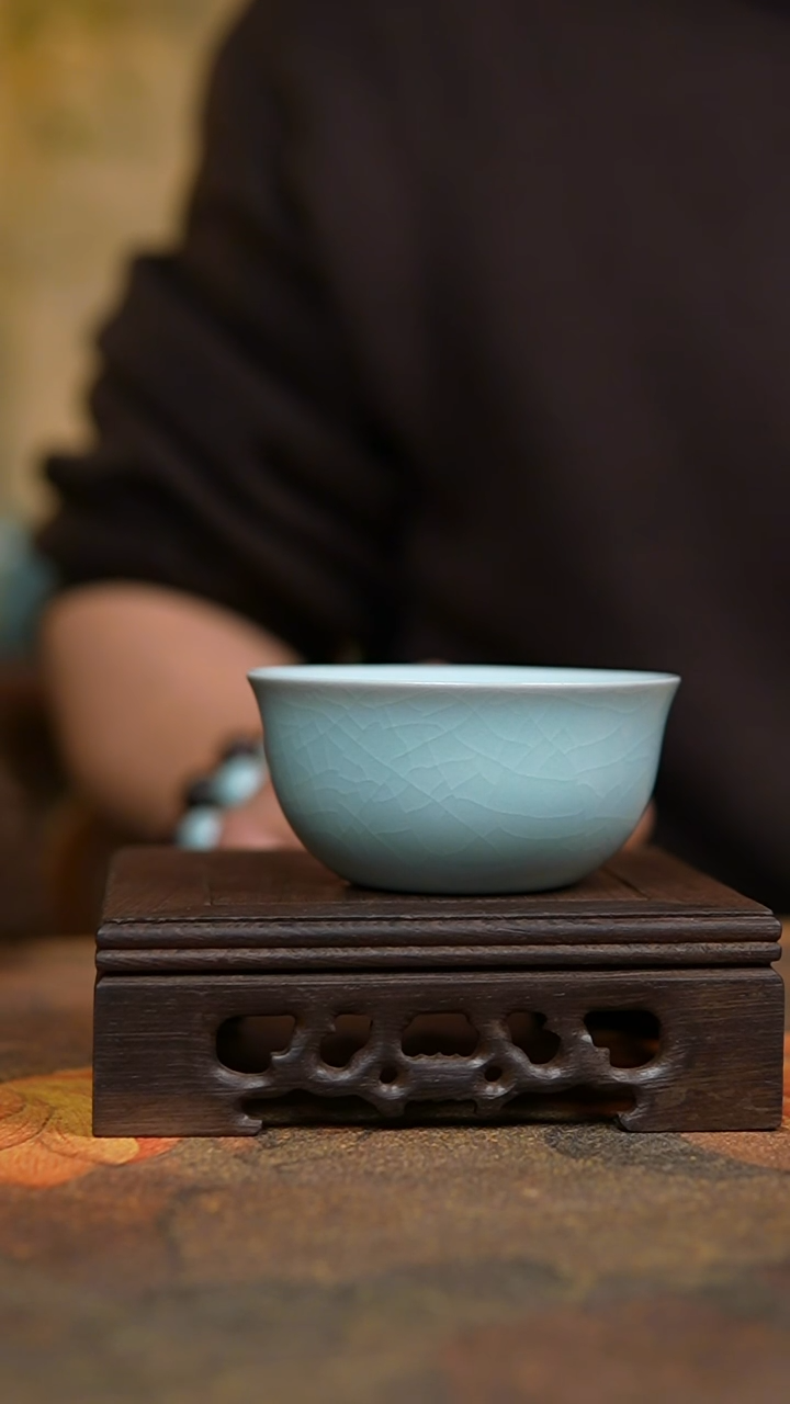 杯仿古月白精工鸡缸杯开片可养80毫升一级