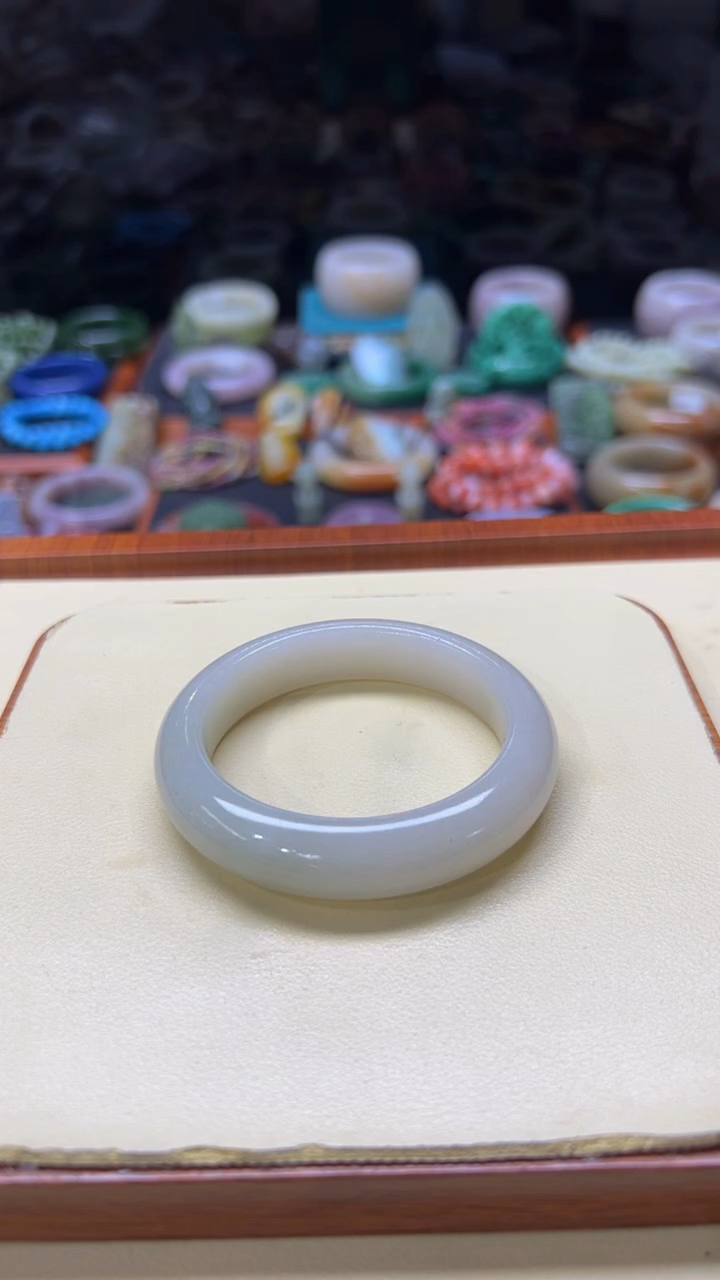 未镶嵌手镯石英质玉暖*125