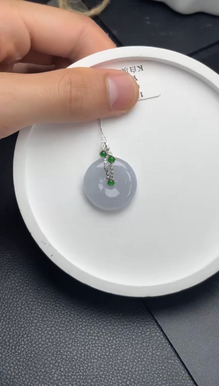 翡翠18K金镶嵌颈饰YM993-1平安扣