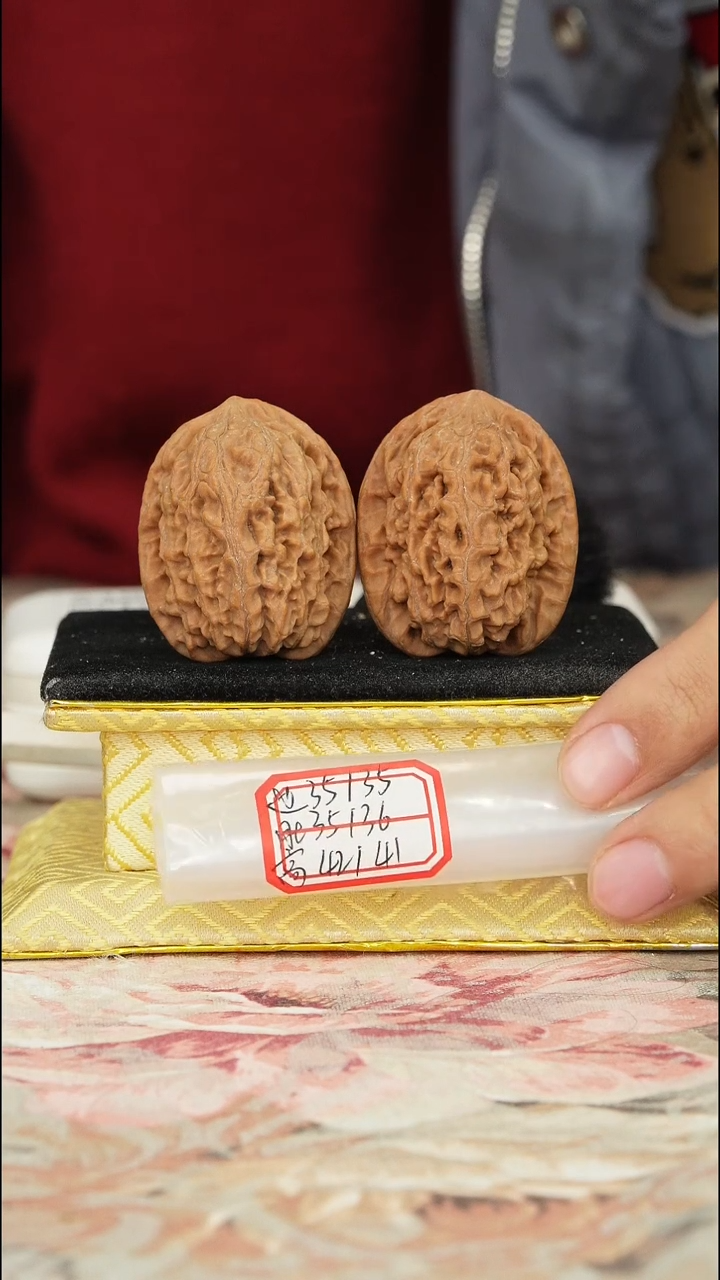 【闪购商品】文玩核桃把件非嫁接将军榜