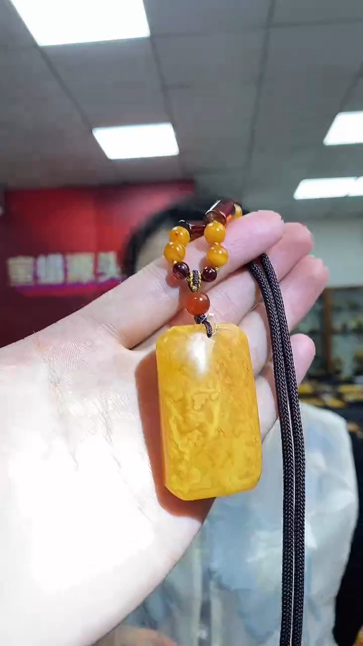 琥珀吊坠(不含链)未镶嵌天然蜜蜡无事牌吊坠送绳子