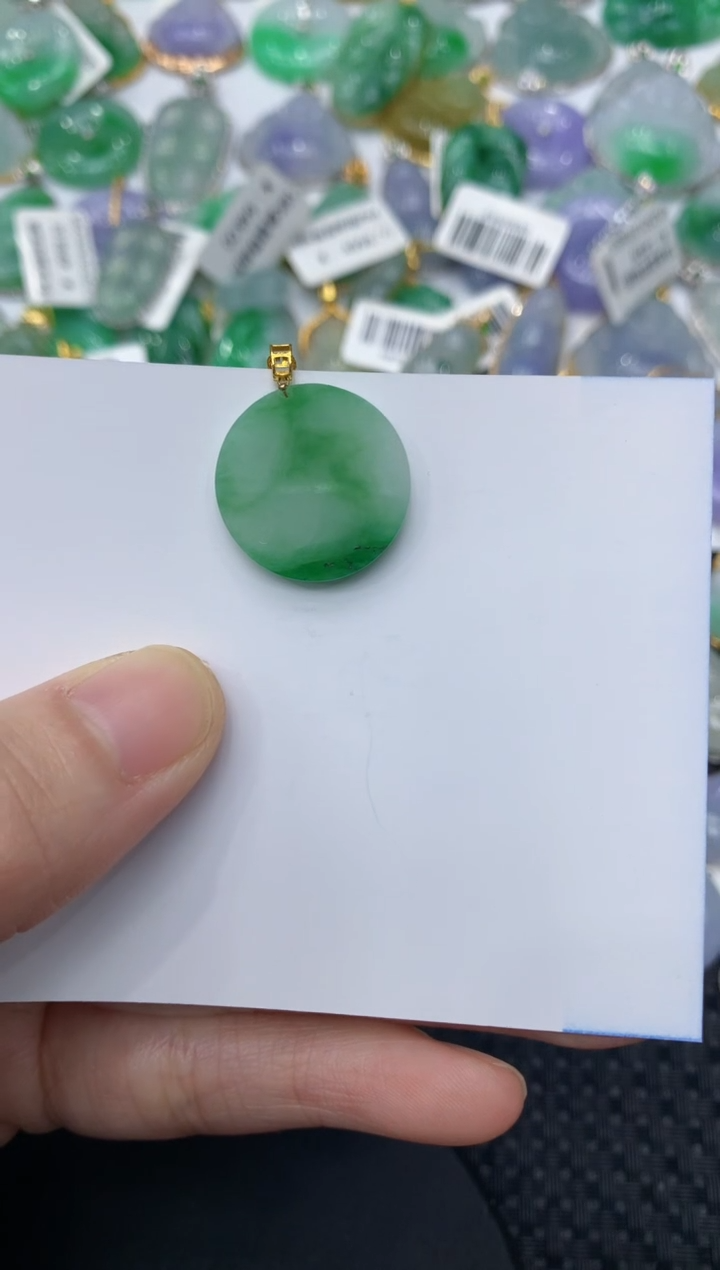 【闪购商品】翡翠颈饰18K金镶嵌11111111111