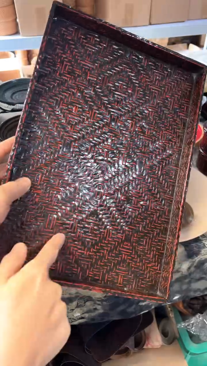 【闪购商品】尺寸32*22*2.5cm     